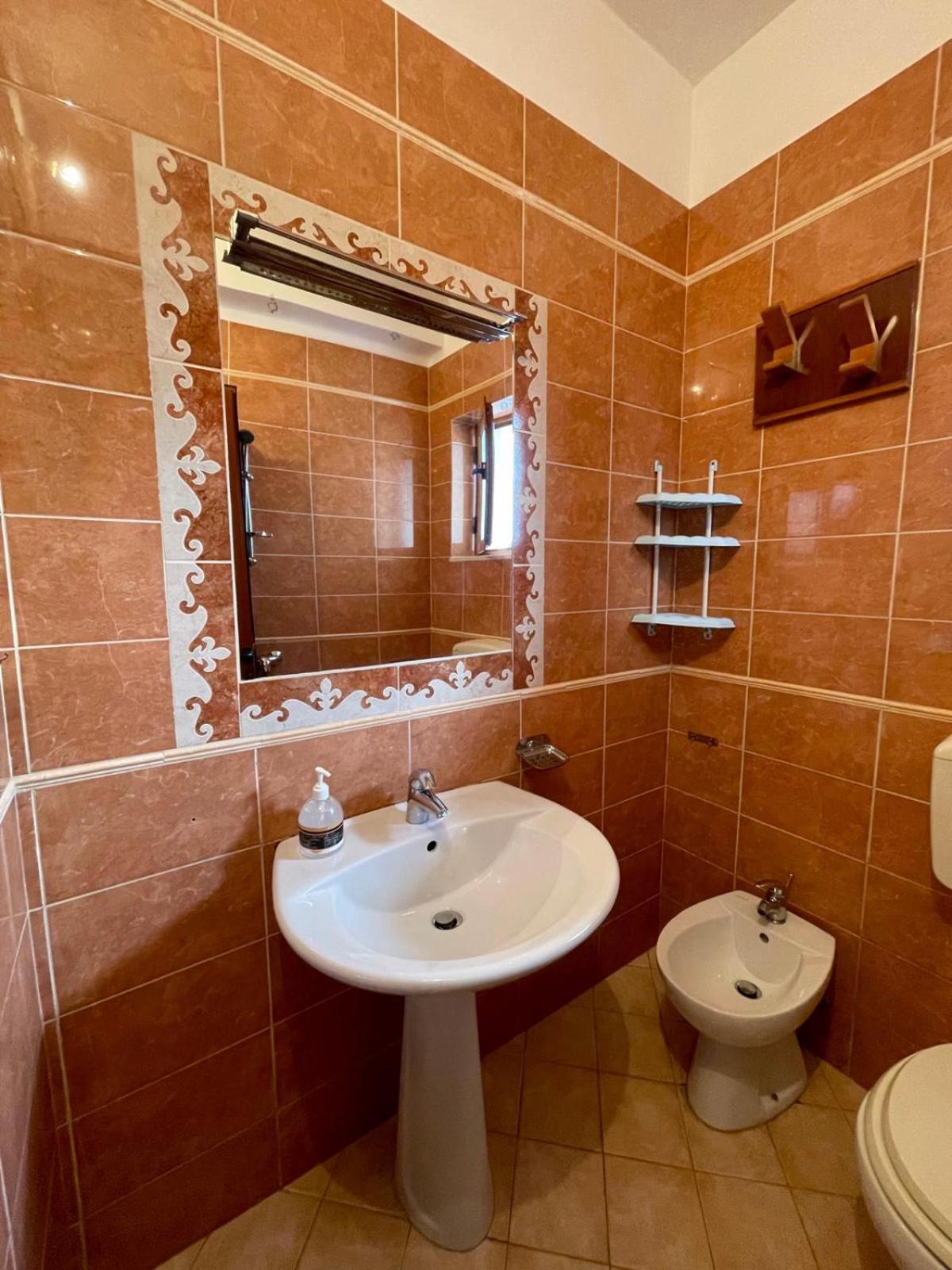 Alvis Apartamento Vlorë